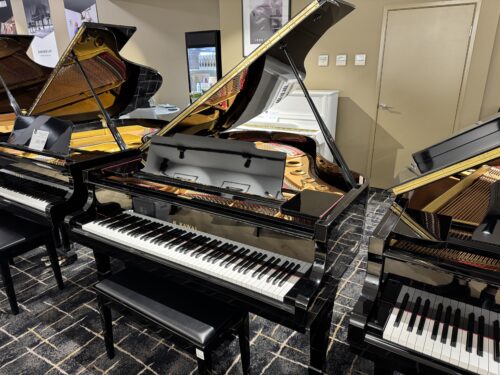 Kawai KG-3 (Ebony Polish) - USED