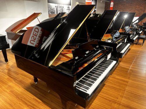 Kawai KG-2C (Ebony) - USED
